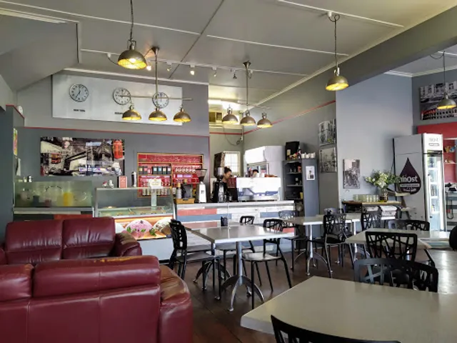 The Deli On The Corner