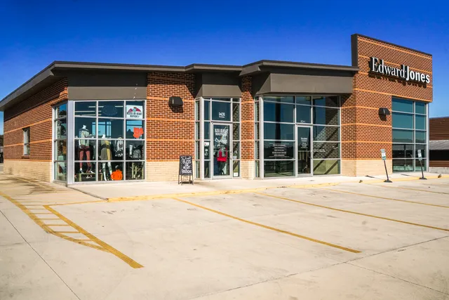 Bless UR Heart Boutique - West Plains