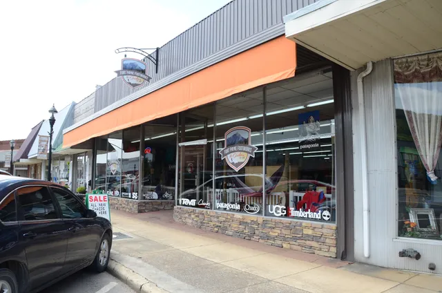 Fort Payne Footworks & Outdoors