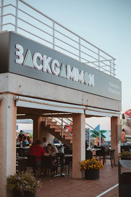Backgammon restaurant & sports bar