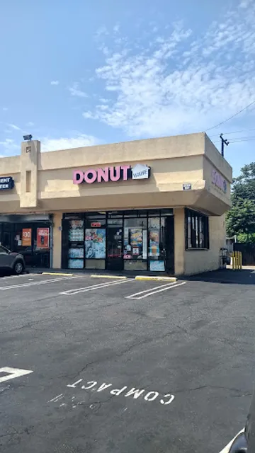 Donut House