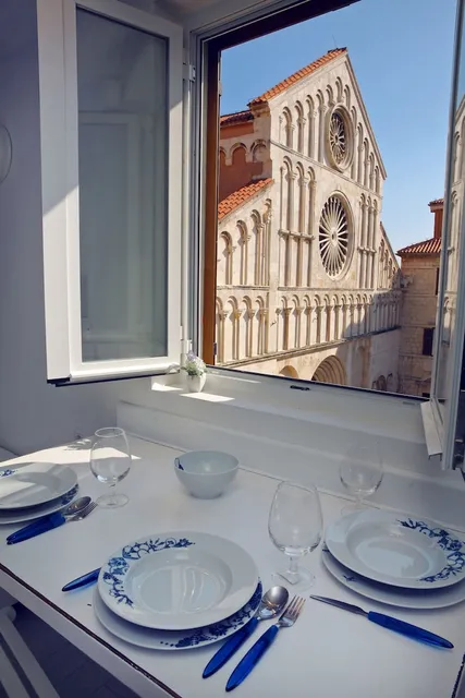 Central Apartments - Integrated Hotel