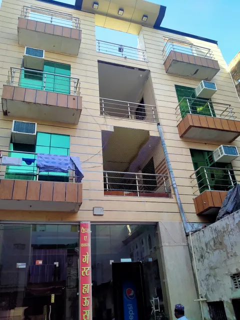 FAIZ-E-KHWAJA Guest House