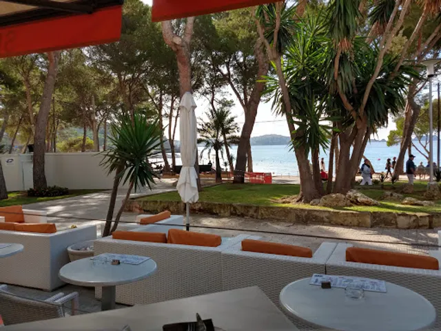 Playa 5 Restaurante. Snacks & Food - Cocktail Lounge