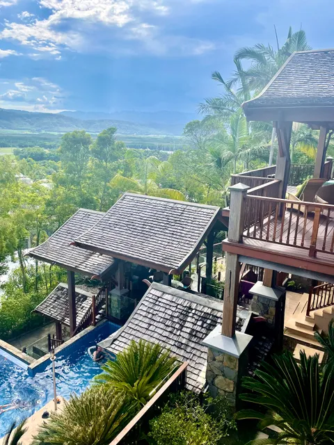 Villa Empat Puluh Dua