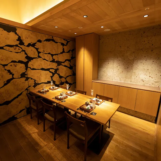 Dynamic Kitchen & Bar Hibiki Shinagawa