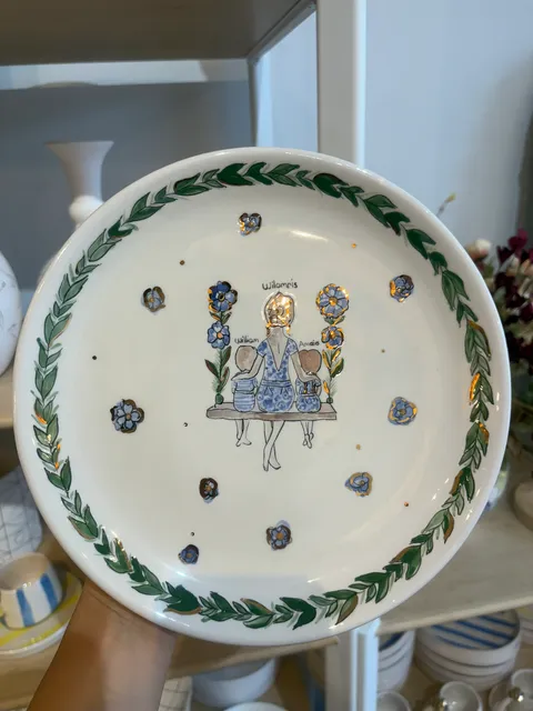 Bleu Blanc Art - Pottery Painting (by reservation)