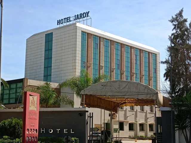 Jardy Hotel