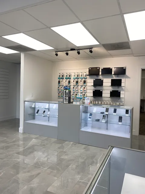 Tech Zone | 30 Min iPhone Repair | BY APPOINTMENT ONLY |