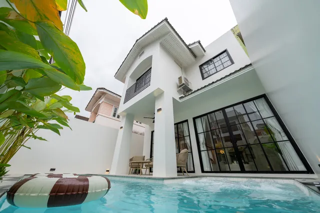 House 158 Patong Pool Villa