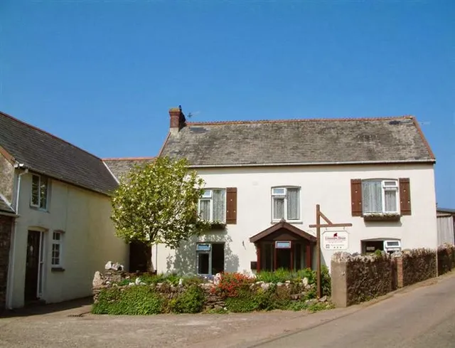 Lincombe House Self Catering Holiday Accommodation