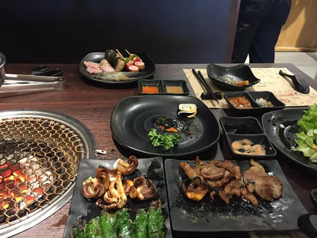 Can Tho Grill & Cheer