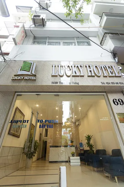 Lucky Hotel 69