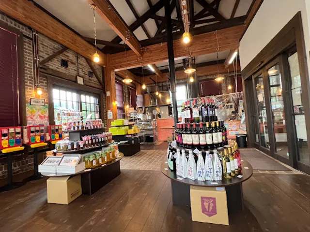 Kosaka cho Akarenga Club