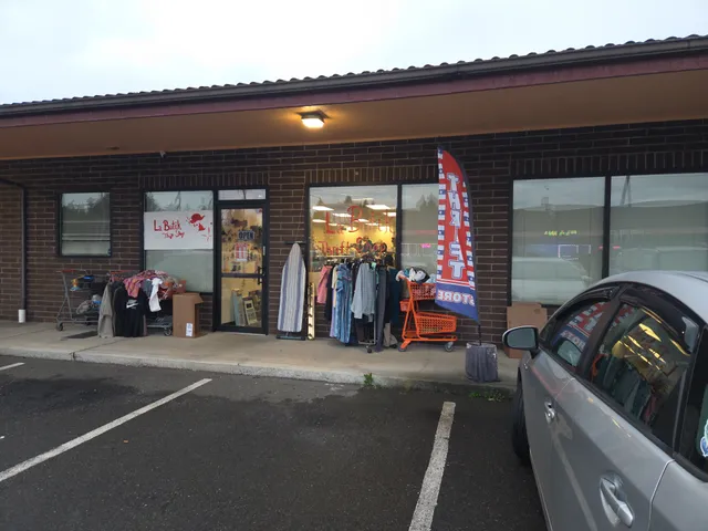 La Butik thrift shop