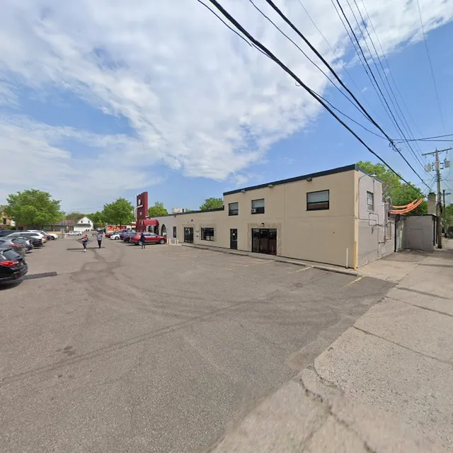 Lotus 21 Salon Studio