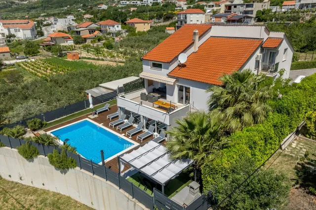 Sun Castle Holiday House Babic