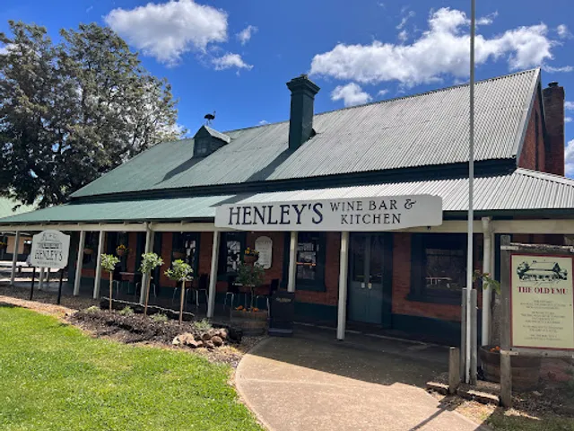 Henley’s Wine Bar & Kitchen