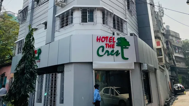 Hotel The Crest