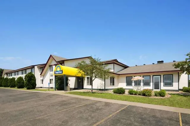 Days Inn by Wyndham Hinckley