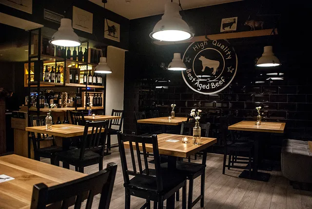 Moo Moo Steak & Burger Club