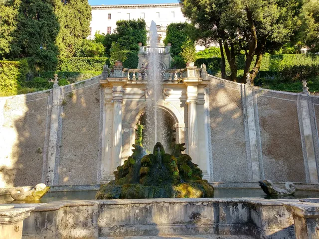 Fountain of the Dragons