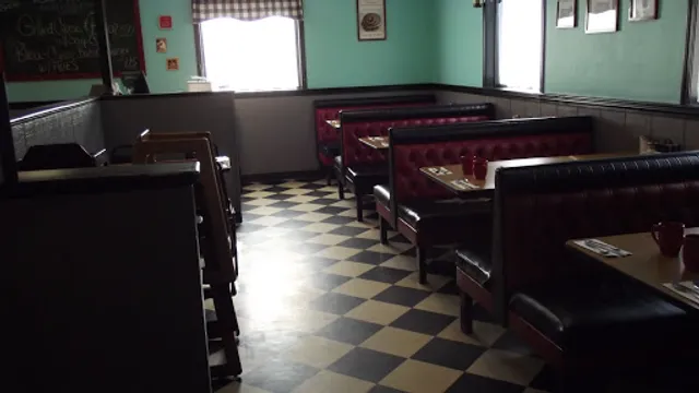 The Bacon Barn Diner