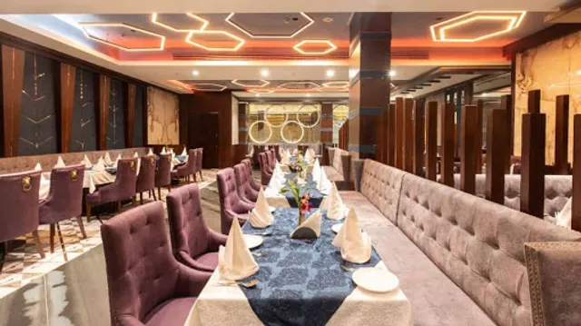 Xenia-Hotel Sandy's Tower