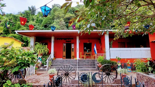 Las Casitas Hostal Ataco