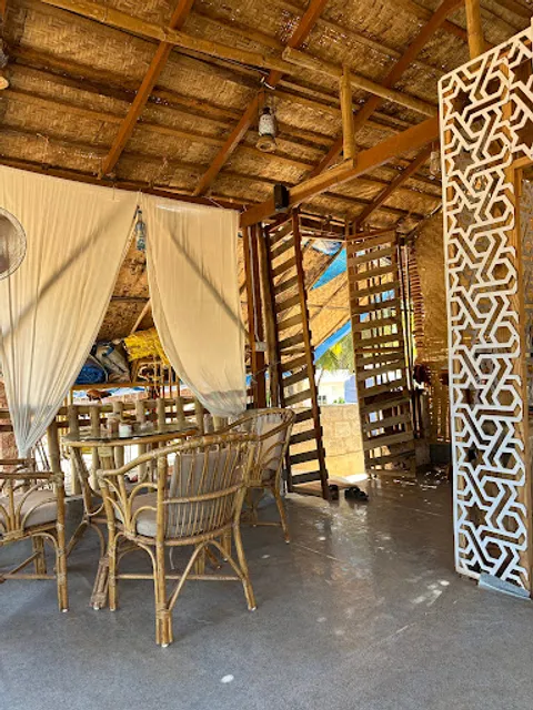 Khana & Love Cafe-Shop / Ricefield Studios