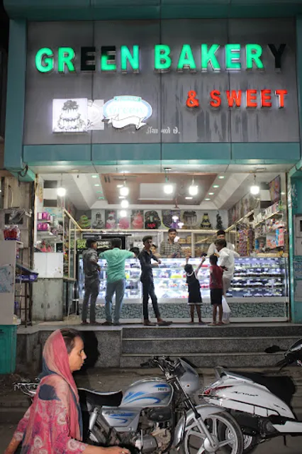 Green Bakery and Sweet