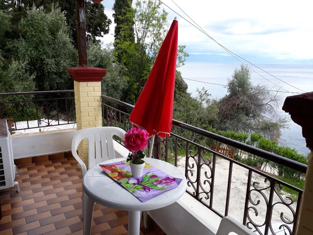 Sol E Mar Sea Side View