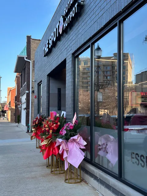 The Spot Rotary Hot Pot