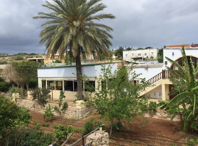 The Nitovikla Garden Hotel