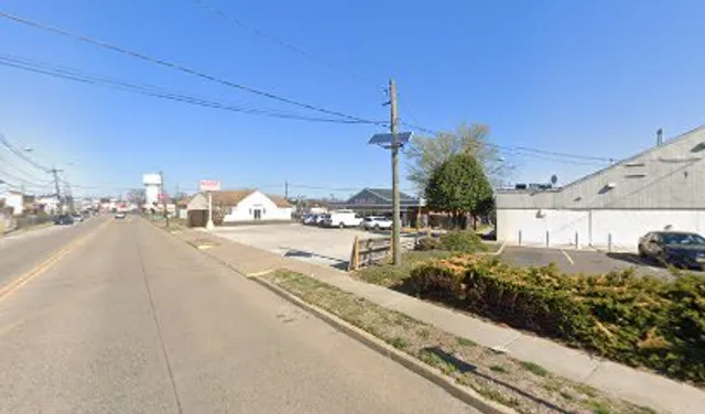 In & Out Convenience store