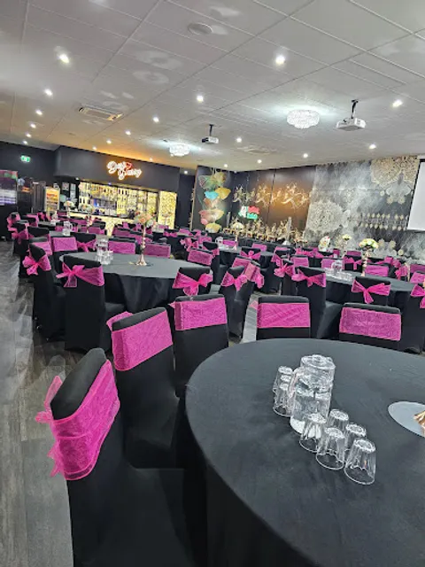 Indian Twist Restaurant & Banquets Kenwick