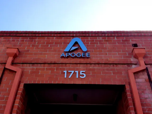 Apogee Electronics Corporation