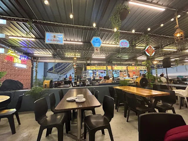 Famous JB 101 @ Bukit Batok (Main)