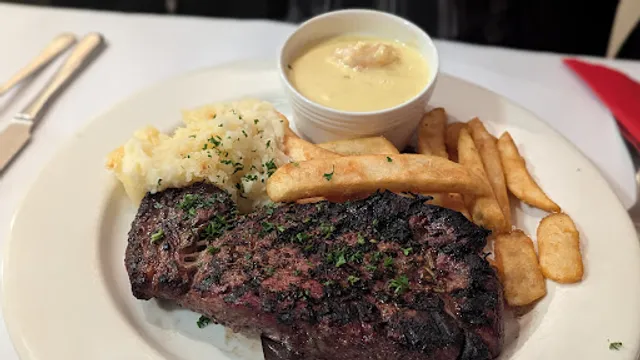 Intersection Restaurant