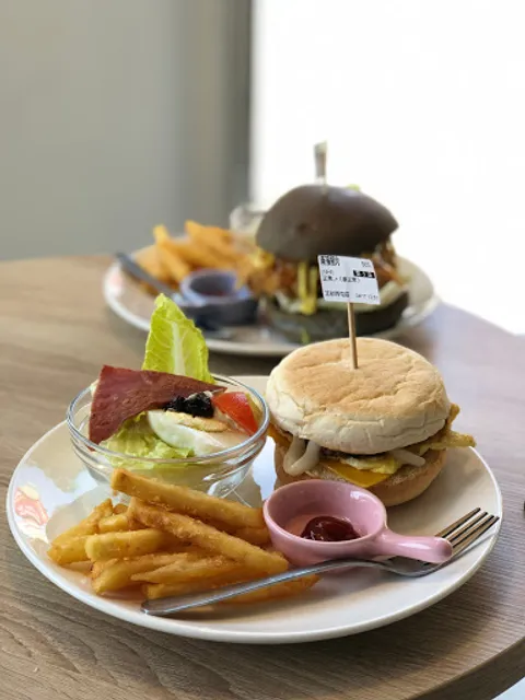 艾初早午餐-西屯安和店