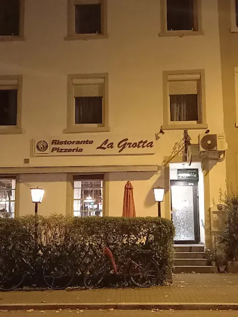 Pizzeria La Grotta
