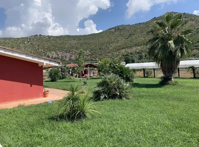 Valeri's Country House