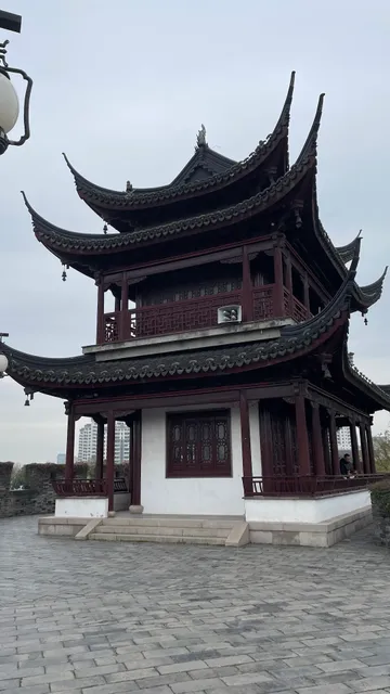 Suzhou Guihua Park （North Gate）