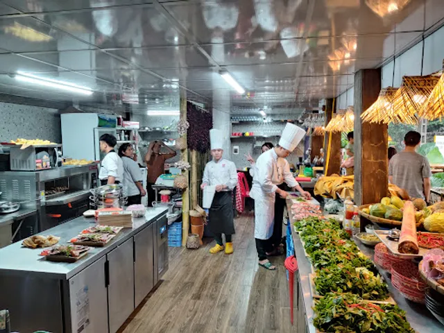 Pu Luong La Fumée Restaurant - Nhà Hàng Khói Pù Luông