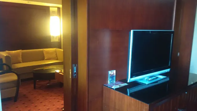 Beijing Marriott Hotel Lobby Bar