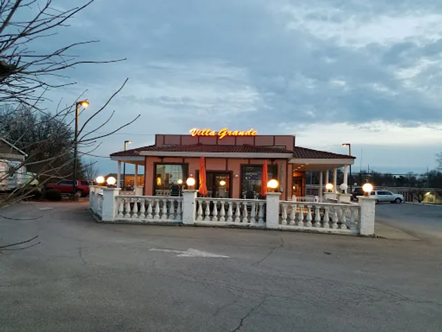 Villa Grande Restaurant & Pizzeria