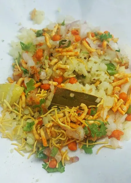 Guru Poha & South Indian