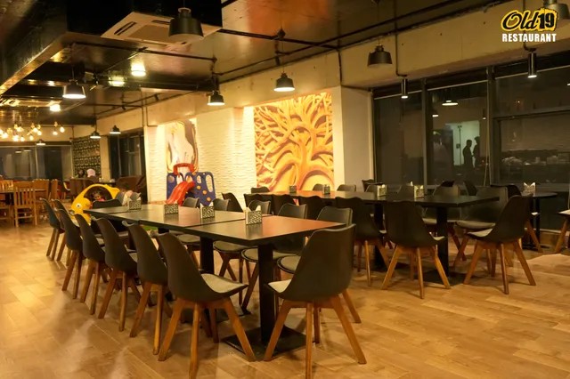 old 19 Restaurant