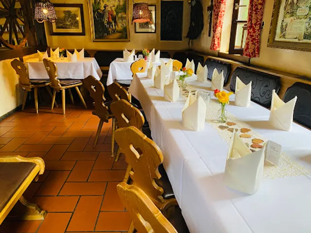 Lug ins Land Restaurant am Schloss