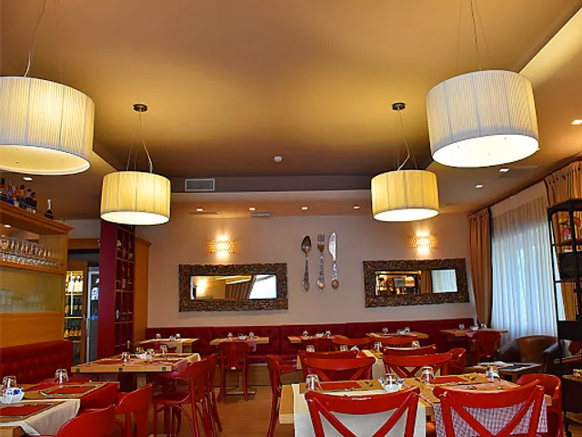 Bistrò Concorde Food and Drink